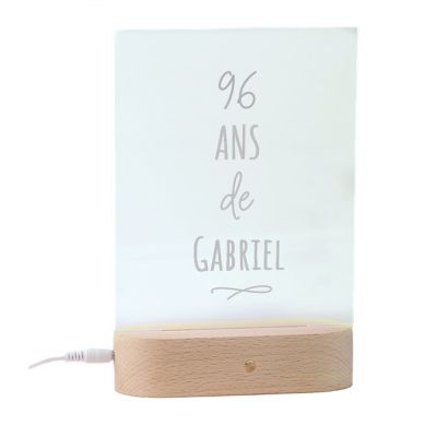 Lampe 3D plexi homme 96 ans